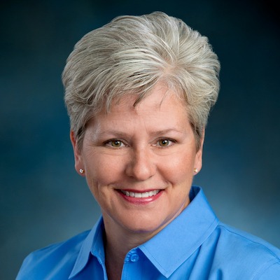 Headshot of Wendy Hauser